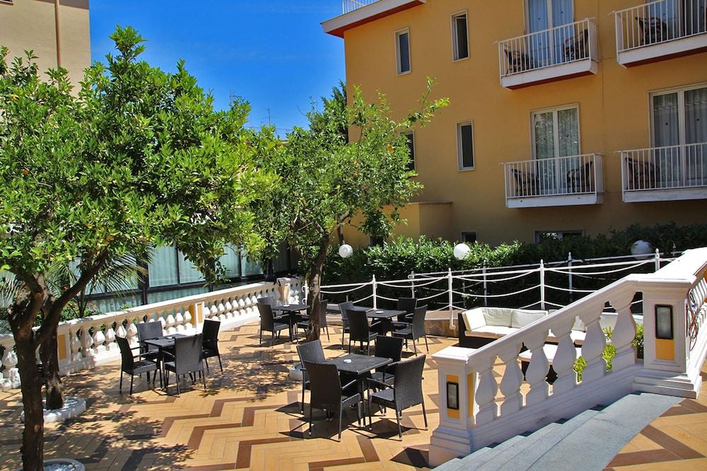 Grand Hotel Parco Del Sole Sant'Agnello Exterior foto