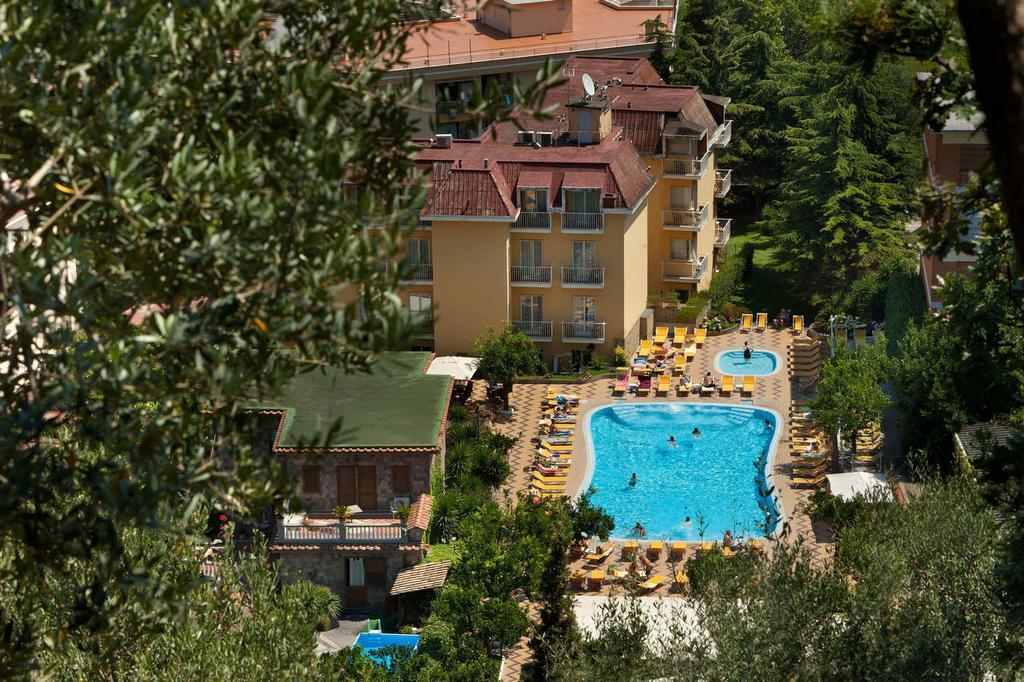 Grand Hotel Parco Del Sole Sant'Agnello Exterior foto